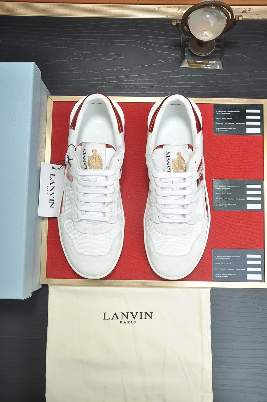 Men's men's shoes💰540💶[LANVIN] The latest lace-up fashionable casual couple sneakers, high-quality CLAY couple series‼ ️ The latest trendy products of the season 🌈Many bloggers have planted grass and purchased the original open-mold customization. The upper and outsole are sewn with mark threads without edge sealing. A variety of material splicing combination design. Very versatile for fashionable and casual wear. Comfortable on the feet. Self-recommended. Upper cowhide + cow suede + breathable mesh lining. Foot-padding cowhide. Exclusive original open-mold clear logo rubber outsole ⚠️Couple standard size 36-40 for women and 38-44 for men.